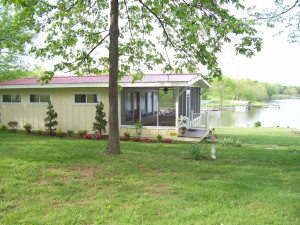 OLD HICKORY LAKE'S MOONLIT BAY HONEYMOON CABIN - 25 MILES FROM ...