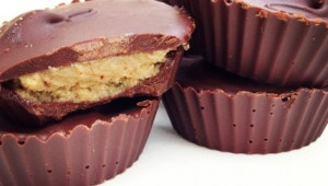 Paleo-Nut-Butter-Cups-Reeses-Peanut-Butter-Cup-Substitute-430x244.jpg