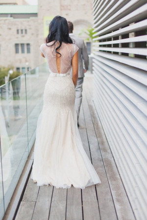 ... back-of-wedding-dress-gown-sexy-open-back-bridal-gowns-wedding-dress