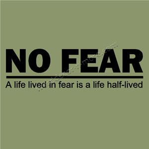 L010 NO FEAR Motivational Wall Quote
