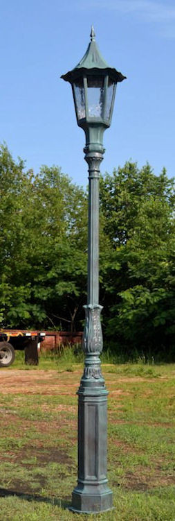 early american lamp post with polycarbonate hex insert