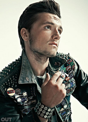 Actor Josh Hutcherson revealed his attraction to both men and women in ...
