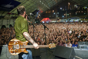 Isaac Brock Tattoos Crowd · Fans picture