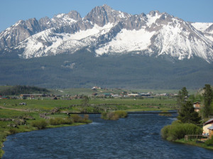 ... great mountains in the U.S. - here are the Sawtooth Mountains of Idaho