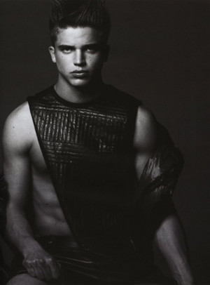 Super cute new Spanish model River Viiperi looks great once again in ...