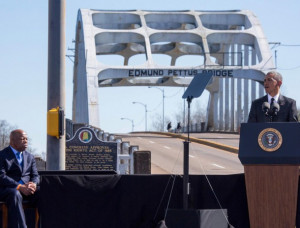 14 Most Powerful Quotes and Photos from President Obama's Selma Speech ...