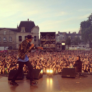 Theophilus London wearing Air Jordan XIV 14 Last Shot