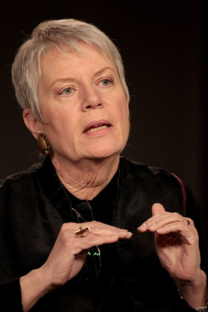 Jill Tarter SETI Director Jill Tarter of the television series quot ...