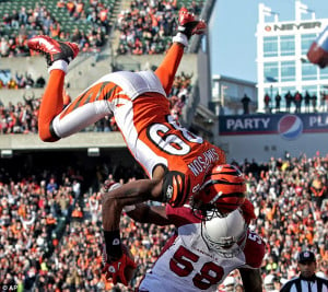 Is this the best touchdown ever? NFL star's amazing front flip lands ...