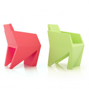 Polyethylene low lounge chair , design by Karim Rashid (2013)
