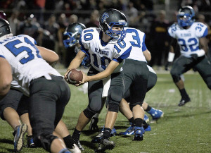 St. Francis quarterback Zach Prociuk (10) gets ready to pitch the ball ...