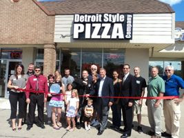 Pizza Lovers Flock to New Detroit Style Pizza Co.