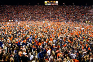 Auburn fans celebrate