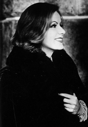 ... post/37201048163/steamboatbilljr-greta-garbo-on-the-set-of-queen Like