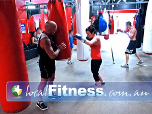 gold-coast-boxing-training-with-our-heavy-duty-kick-boxing_l.jpg
