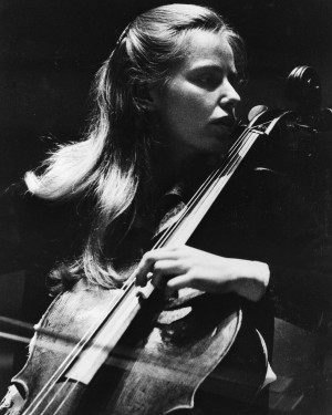 JACQUELINE DU PRÉ (1945-1987, REINO UNIDO) VIOLONCHELISTA