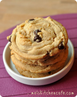 peanut-butter-chocolate-chip-cookies