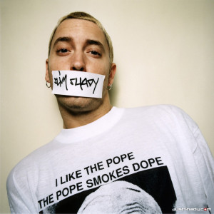 http://justshady.com/eminem/pictures/photo-shoots/v/eminem-the-pope ...