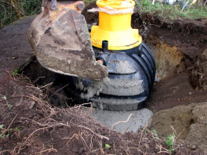 Septic tank inspections. Reports with quotes for replacement septic ...
