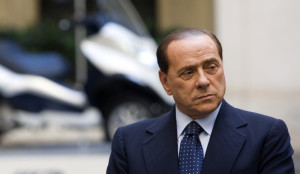 Berlusconi chiede coesione, l’opposizione chiede la sua testa ...