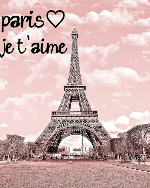 Eiffel Tower In Pink