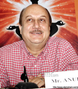 ... Kher, Shiv Kumar Sharma, Sukhwinder Yoga Convention 2012 - photo 1