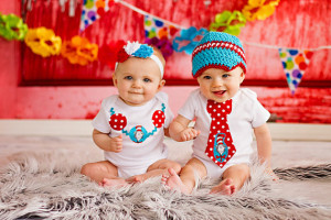 ... Hat, Bow, Birthday Photo Props, Baby Girl, Baby Boy, Tie and Necklace
