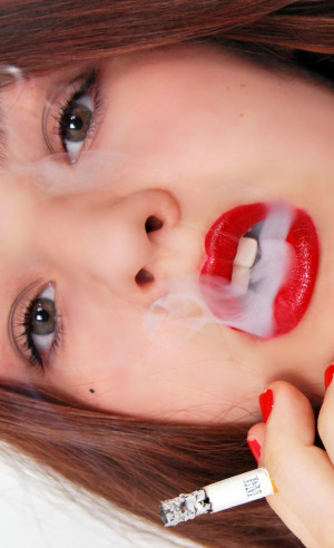 love smoke and cigaretts on photos)