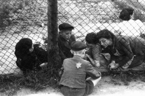 Saying goodbye to children held at the Lodz ghetto prison before they ...