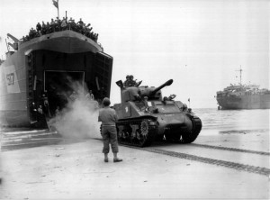 Tanks “Sherman”, the invasion of Normandy: 3000 × 2224 x 300