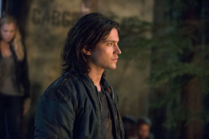 Still of Thomas McDonell in The 100 (2014)