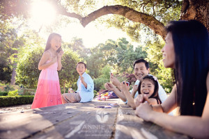 ... Area-lifestyle-family-photography-family-playing-cards-and-mom-won.jpg