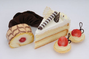 Product Features: It is bakeable. It gives extra taste to cakes and ...