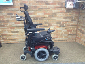 Quickie Qm 710 Power Tilt Rehab Chair Brand New Open Box picture