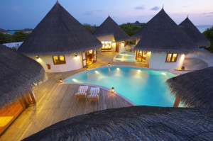 This looks the ultimate, romantic honeymoon destination: The Maldives ...