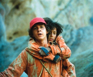 ... PRODUCTION / WALT DISNEY PICTURES LA MORSURE DU LEZARD ; HOLES (2003