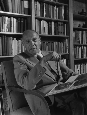 Peter Drucker on Effectively Managing Knowledge Workers