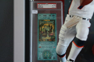 the red wall behind your statues REALLY pops. gives Zombie ideas for ...