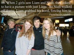 This really pisses me off ! This happened when fans wanted a picture ...