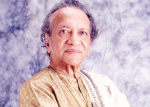 Shankar Wife Sukanya Poses