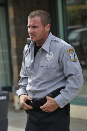 ... dominic purcell characters jim baxford still of dominic purcell in