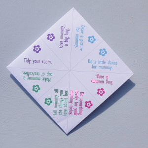 Paper Fortune Teller from I*S*L*Y — Crafthubs