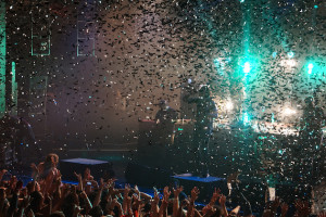 Bring Me the Horizon Mesmerize New York Fans With Help From Of Mice ...