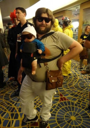 funny-pictures-alan-hangover-cosplay