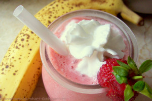 Ultimate Strawberry Banana Smoothie ~ double the fruit, double the ...