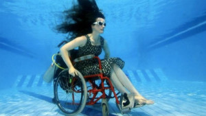 ... Deep sea wheelchair diving gave her the freedom to move in 360 degrees