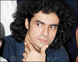 Imtiaz Ali: Saif-Deepika story doesn't get sidelined in LAK
