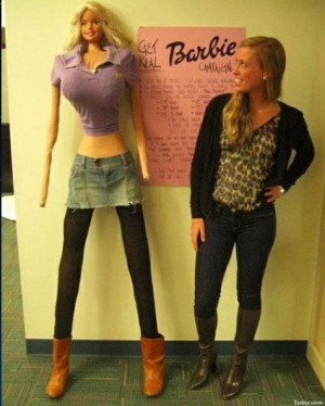 Barbie real: la muñeca con proporciones 