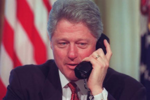 Jean-Bertrand_Aristide - Clinton on phone