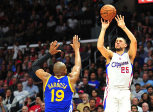 Clippers guard Austin Rivers 25 shoots against Golden State Warriors